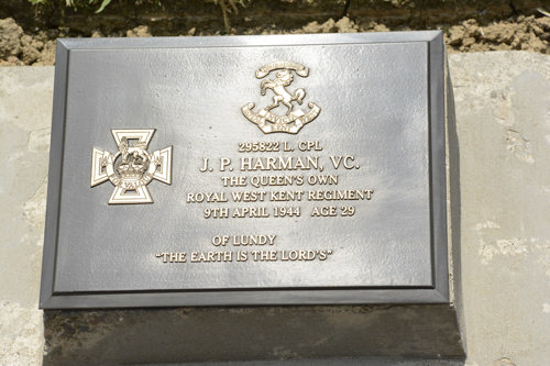 Grave marker of John Harman