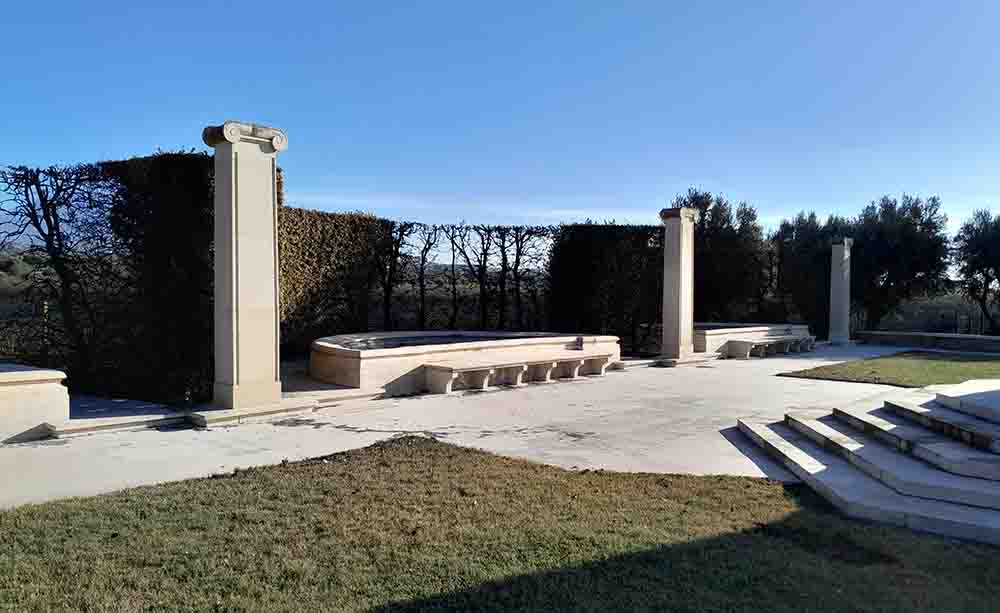 Wildfire at Catania War Cemetery