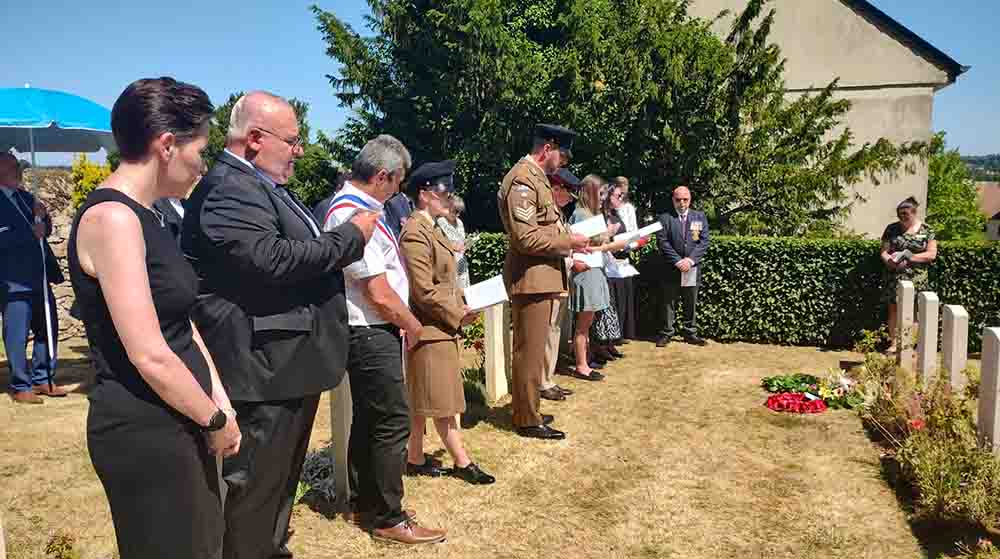 Four soldiers killed in 1940 rededicated in France
