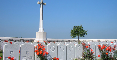 Dominion Cemetery, Hendecourt-les-Cagnicourt