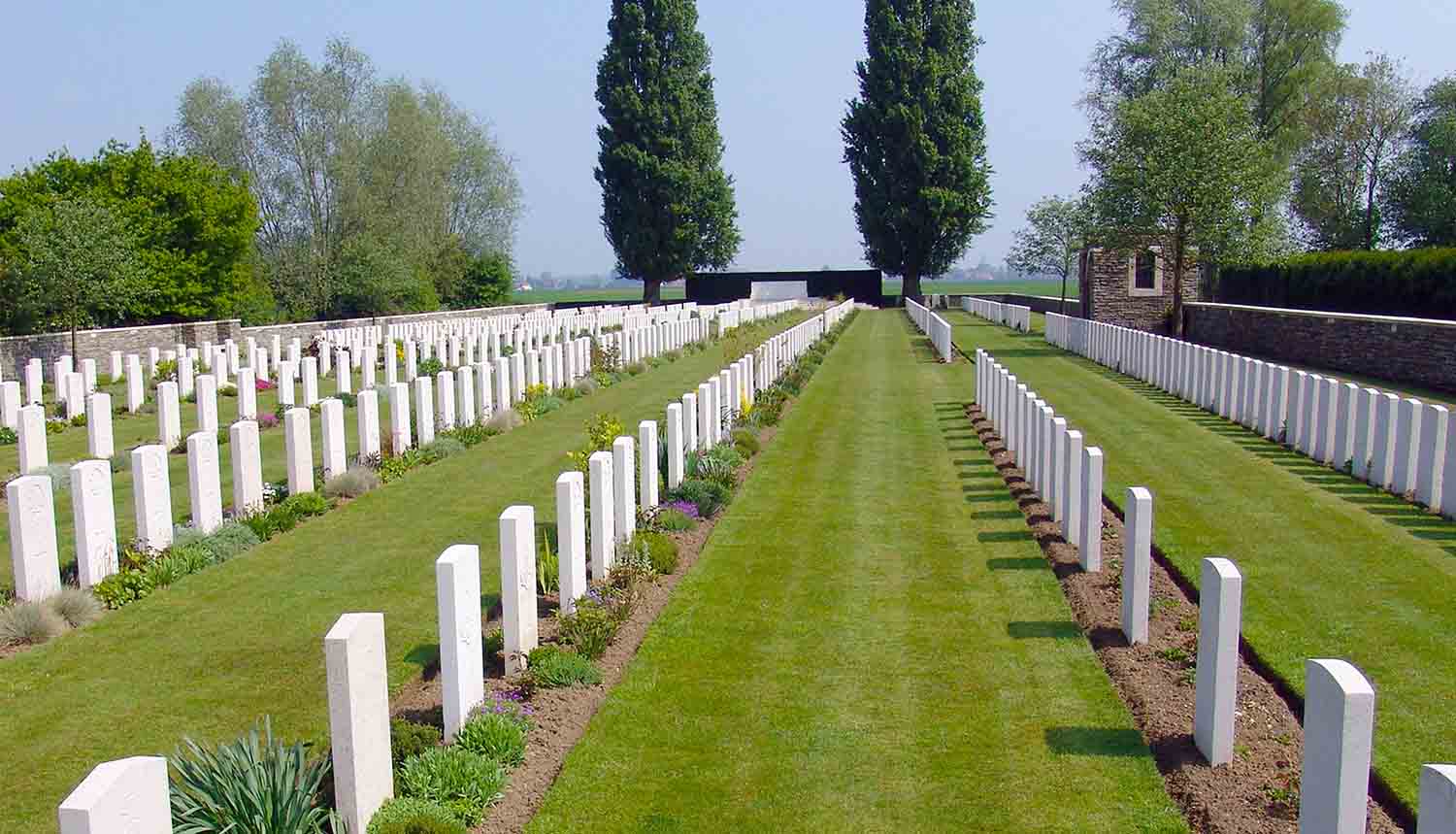 Rededication ceremony for Lieutenant Charles Henry Martin, Australian Flying Corps, 4th Sqdn.