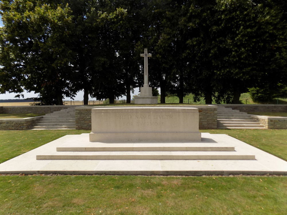 Stone of Remembrance and Cross of Sacrifice at Crucifix Corner Cemetery