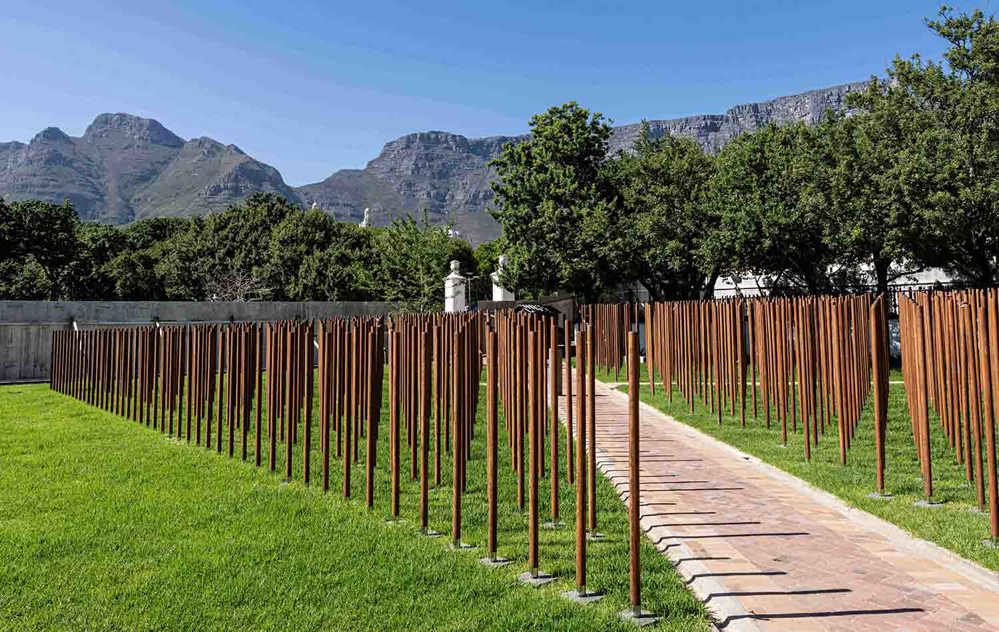 Construction of the new Cape Town memorial