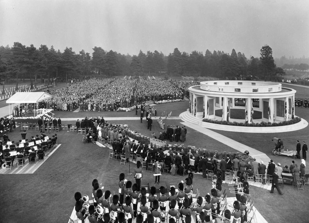 Crowds gather for the unveiling of the Brookwood 1939-1945 Memorial, October 1958.