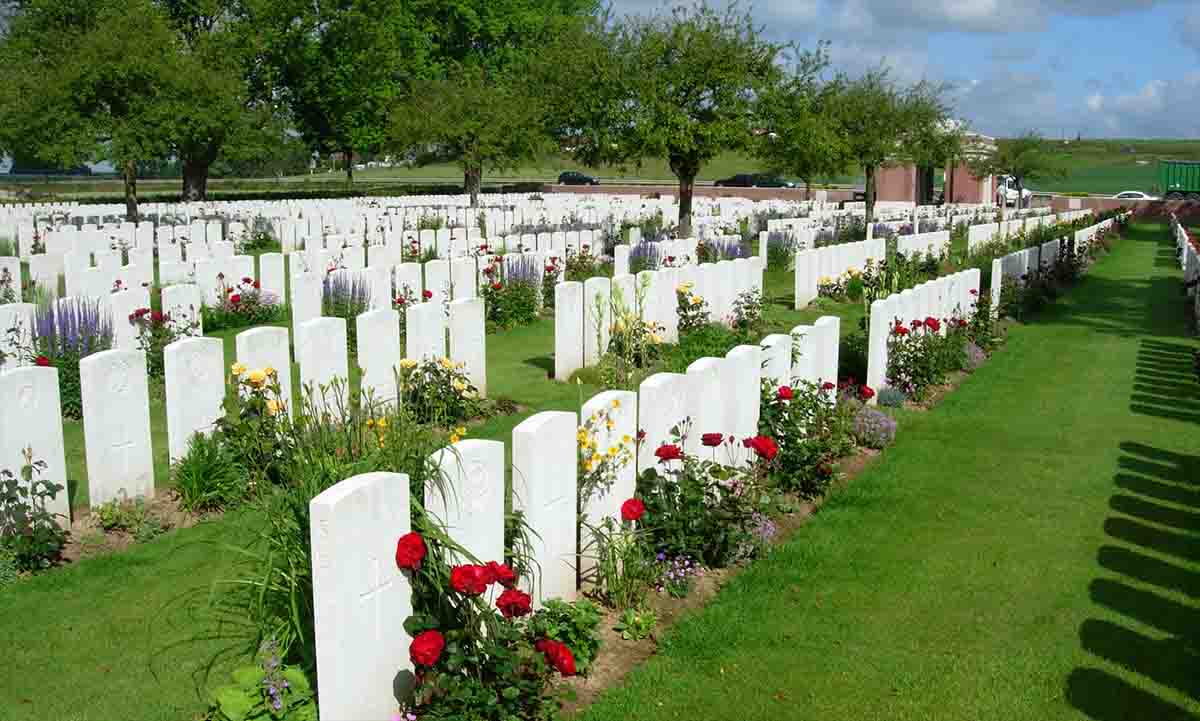 Burial Service for Serjeant Richard Rounsley and two unknown soldiers