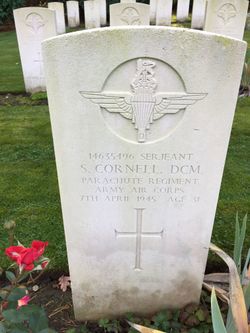 Headstone of Sidney Cornell