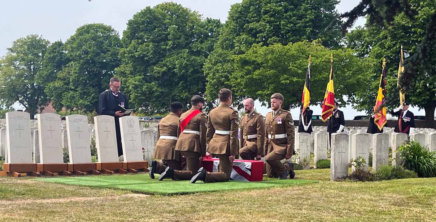 Five First World War Soldiers Buried in Belgium
