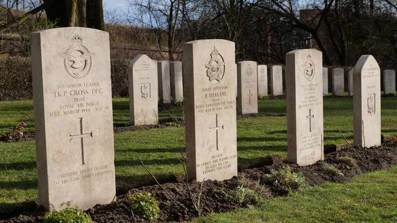 Headstones of Great Escape casualties at Poznan Old Garrison Cemetery