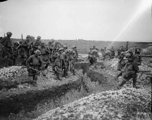 Gordon Highlanders (51st Division) crossing a trench